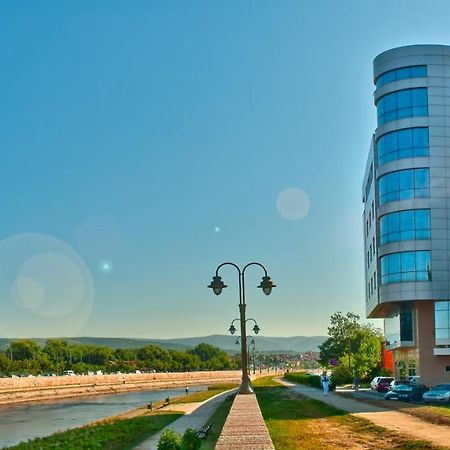 Hotel Niski Cvet エクステリア 写真